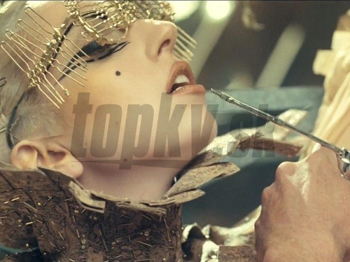 Lady Gaga vo videoklipe