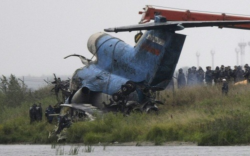 Jak-42 sa po štarte zrútil