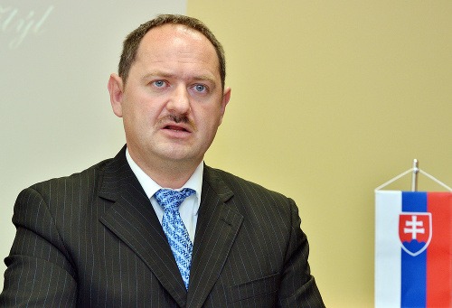 Minister pôdohospodárstva Zsolt Simon