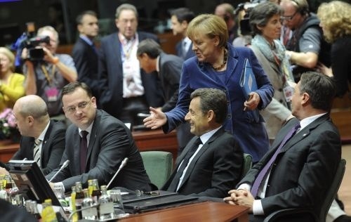 Zľava doprava: Petr Nečas, Angela Merkelová, Nicolas Sarkozy a Borut Pahor