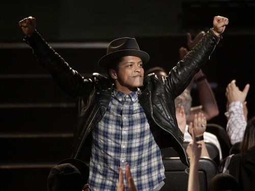 Bruno Mars sa teší z nominácií na Grammy