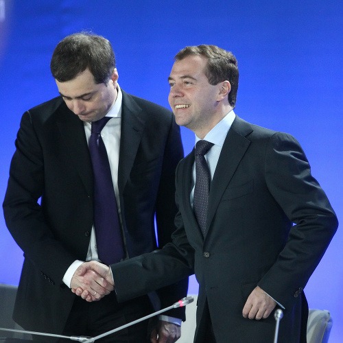 Vladislav Surkov a Dimitrij Medvedev