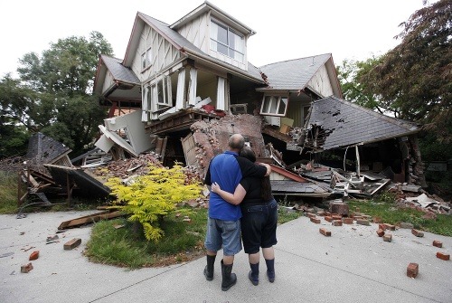 Christchurch sa poriadne nezotavil z obrovského zemetrasenia z minulého roku