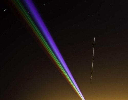 Meteor preletel neďaleko laserovej šou, ktorá sa konala v anglickom meste Whitley Bay