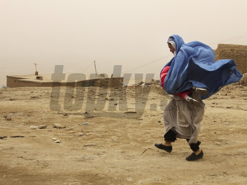 Piesočná búrka sa prehnala aj cez Afghanistan.