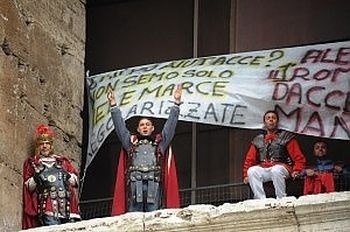Falošní gladiátori protestovali proti rozhodnutiu úradov