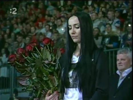 Majka Demitrová pri Uvedení jej manžela Pavla Demitru do hokejovej Siene slávy.