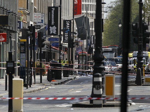 Evakuovaná londýnska ulica