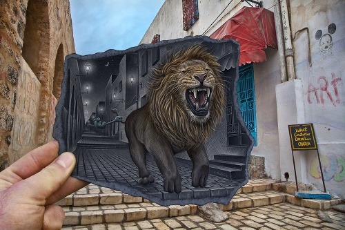 Lev vyzerá, ako by sa naozaj preháňal ulicami mestečka