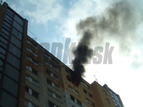 Požiar na Pečnianskej ulici v Petržalke