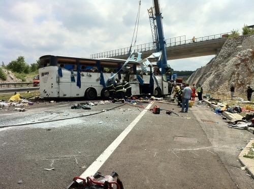 Nehoda českého autobusu na chorvátskej diaľnici