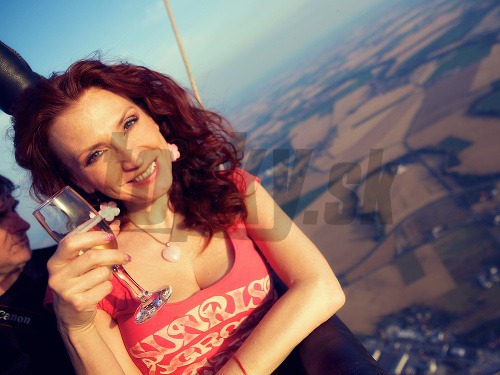Petra Palevičová oslávila svoje meniny počas letu balónom. 