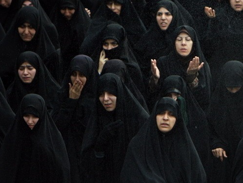Iránske ženy v tradičnom oblečení