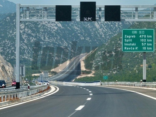Chorvátsko ponúka lacnejšie cestovanie na diaľniciach prostredníctvom elektronického mýta
