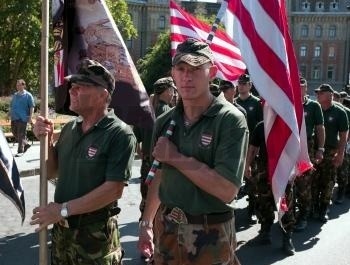 V Budapešti si popoludní pripomenulo piate výročie založenia Maďarskej gardy do 2000 extrémistov
