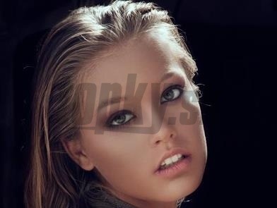Alexandra Barkolová ako modelka. 