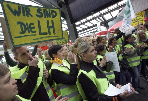 Štrajkujúci zamestnanci Lufthansy