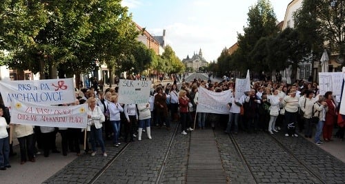 Takto protestovali sestry a ošetrovatelia v Košiciach