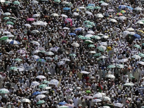 Púte do Mekky sa tento rok zúčastnili takmer 4 milióny moslimov