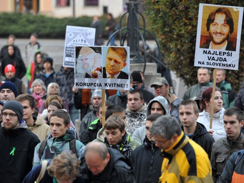 Protestné akcie, ktoré dnes odštartovali v centre troch východoslovenských miest o 15.00 h, mali podľa vyjadrení polície pokojný priebeh