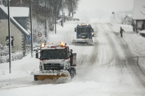 So snehom bojujú aj Dáni