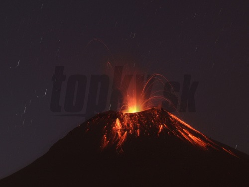 Sopka Tungurahua neustále chrlí popol
