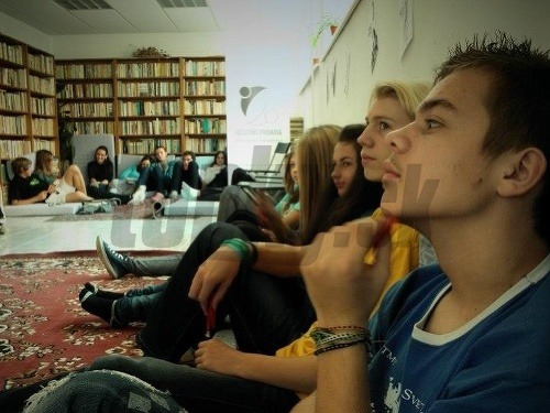 „Som mladá, krásna a chcem sa zabiť“.