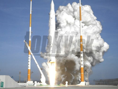 Južná Kórea vypustila svoju prvú raketu