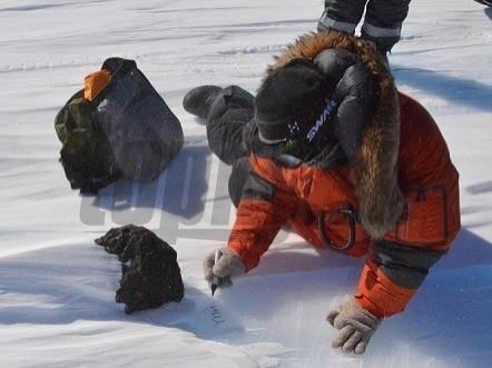 Vedci objavili v Antarktíde 18-kilogramový meteorit