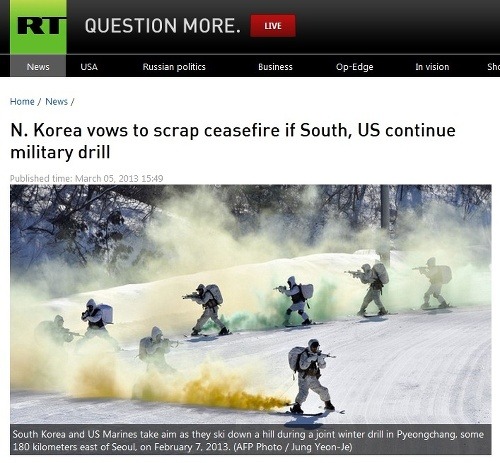 Webstránka Russia Today informuje o spoločnom vojenskom cvičení Južnej Kórey a Spojených štátov. 