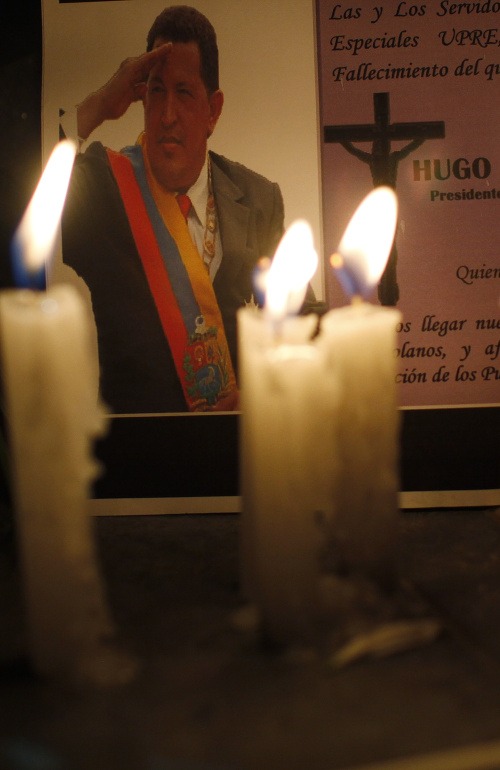 Smrť Huga Cháveza oplakávajú aj v Bolívii.