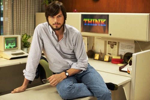 Ashton Kutcher ako Steve Jobs v pripravovanom filme