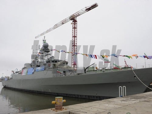 Irán spustil na vody Kaspického mora nový torpédoborec