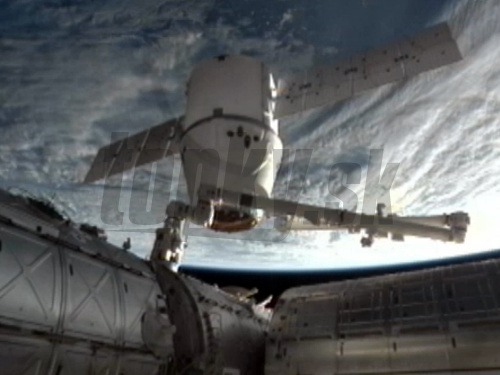 Súkromná nákladná loď ukončila misiu pri ISS
