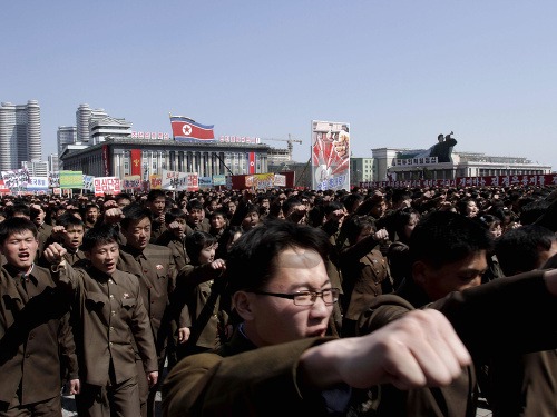 Severná Kórea vyhlásila vojnový stav voči Južnej Kórei
