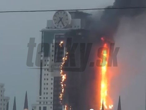 Pýchu čečenského hlavného mesta Groznyj zachvátil obrovský požiar