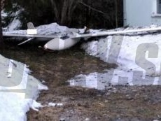 Bezmotorové lietadlo padlo do areálu detskej ozdravovne