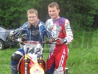 Jakub, dovtedy zhovorčivý, stratil úplne reč