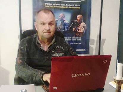 Jožo Ráž bol online. 