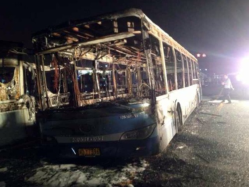 Požiar autobusu si vyžiadal 47 obetí