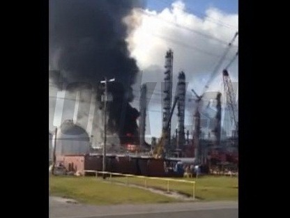 Najmenej 30 zranených pri výbuchu v chemickej továrni v štáte Louisiana