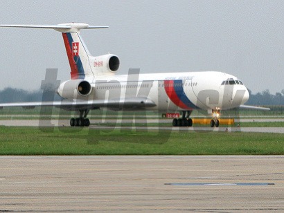 Vládny Tupolev v sobotu navštívil dva letecké dni. 