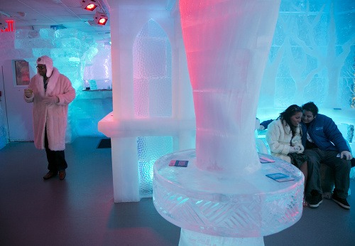 Obyvateľom New Yorku pomáha prekonávať vlny horúčav ľadový bar