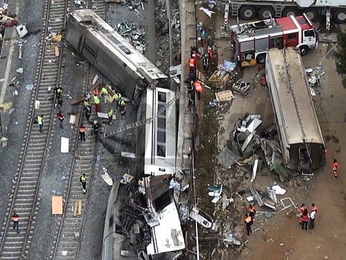 Vykoľajenie vlaku v Španielsku pripravilo o život 78 ľudí