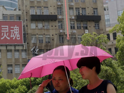 Horúčavy v Šanghaji si vyžiadali vyše desať obetí