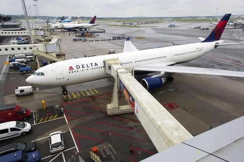 Na amsterdamskom letisku núdzovo pristál americký Airbus