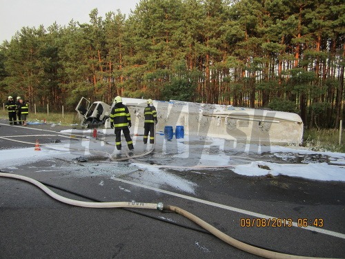 Havária českej cisterny na D2