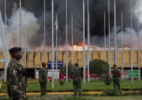 Požiar na letisku v Keni