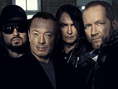 skupina Lucie sa zapája do predvolebnej kampane koncertom proti komunistom