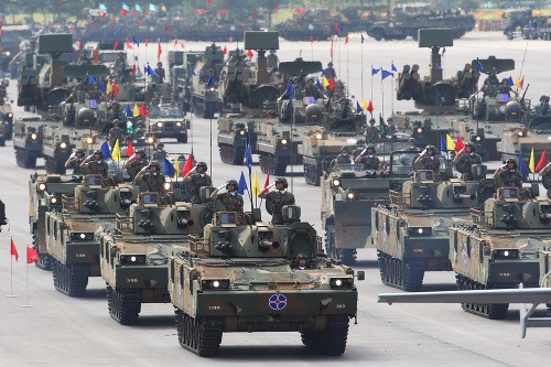 Južná Kórea predstavila počas Dňa ozbrojených síl novú raketu